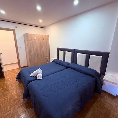 Piso Centro Wifi 3 לאון